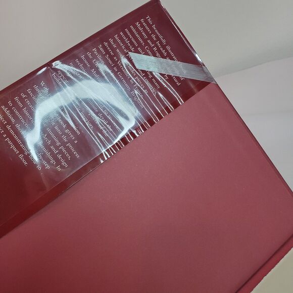 Magnificent Miniatures: Inspiration and Technique for Grand Houses EX-LIBRARY - Picture 11 of 16